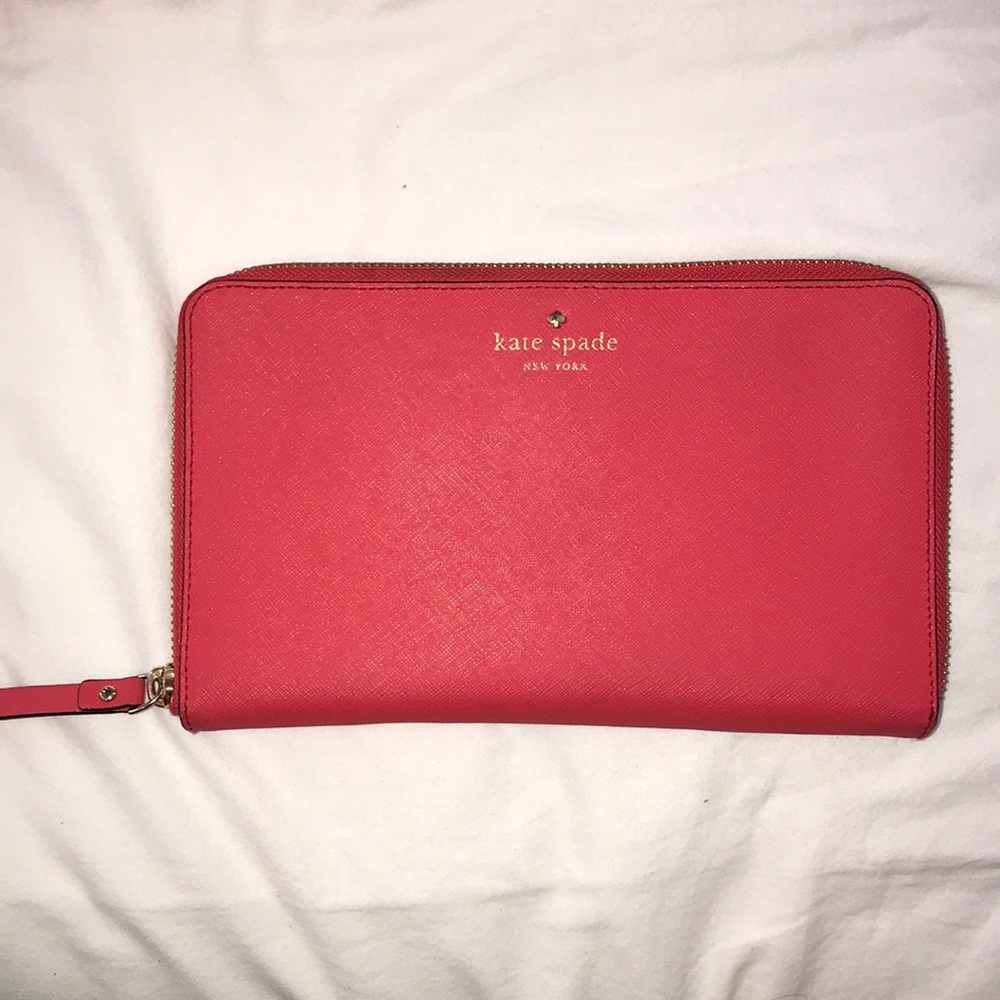 EUC Kate Spade Travel Wallet